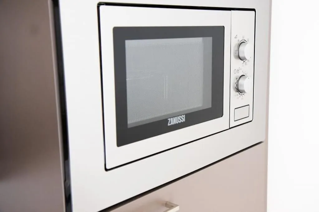 شقة Stylish Studio With Balcony, 12 Min To City Centre, Free Netflix & Wifi براغ